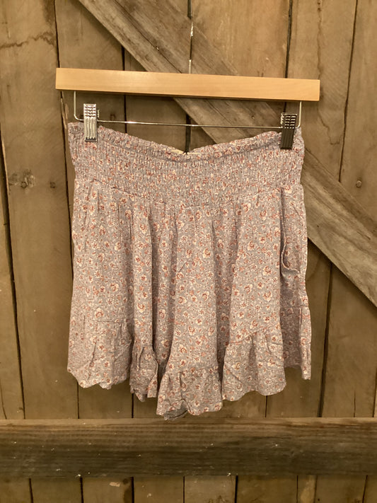 Ditsy floral flowy shorts