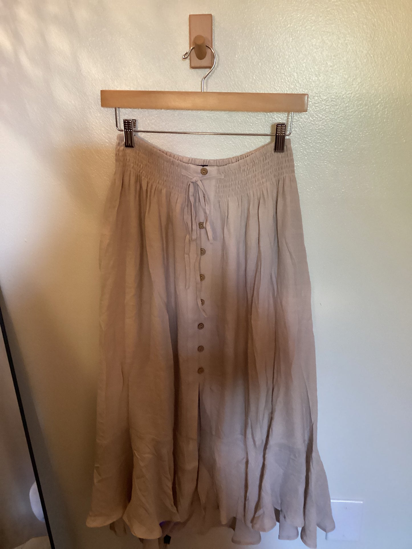 THE skirt in Tan
